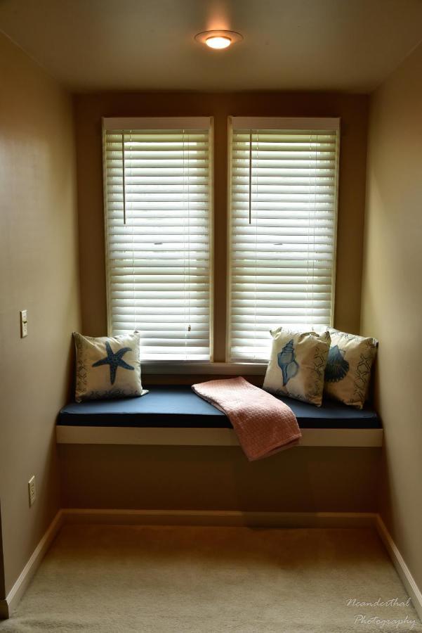 The Yellow Rose Of Talbot Bed And Breakfast Easton Bagian luar foto