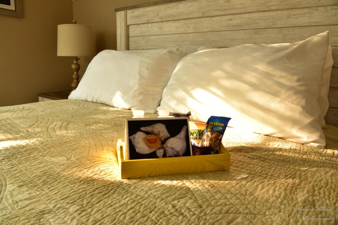 The Yellow Rose Of Talbot Bed And Breakfast Easton Bagian luar foto