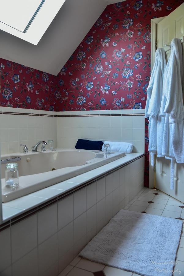 The Yellow Rose Of Talbot Bed And Breakfast Easton Bagian luar foto