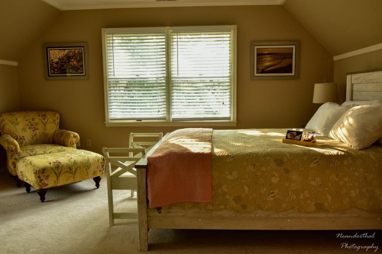 The Yellow Rose Of Talbot Bed And Breakfast Easton Bagian luar foto